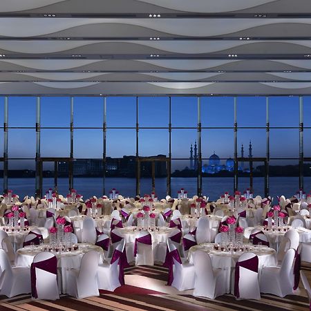 Fairmont Bab Al Bahr Hotel Abu Dhabi Restaurant photo